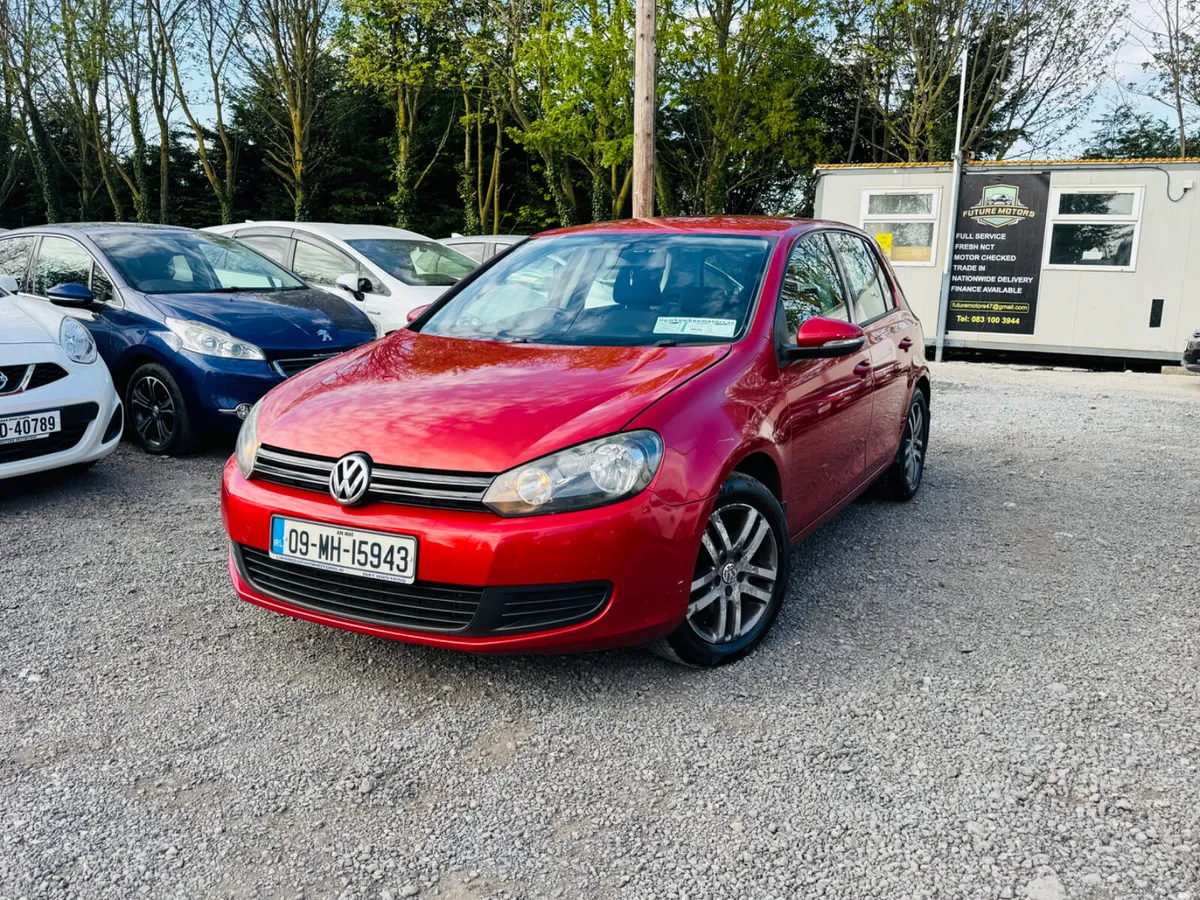 Volkswagen Golf 2009 - Image 2