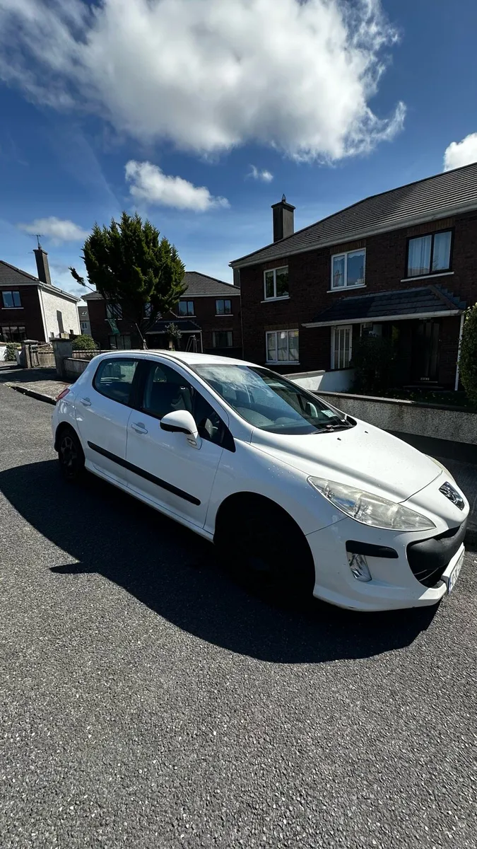 Peugeot 308 2010 1.6HDI - Image 1