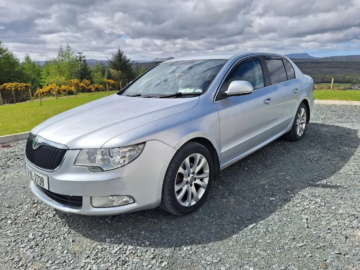 Skoda Superb 2012 - Image 3