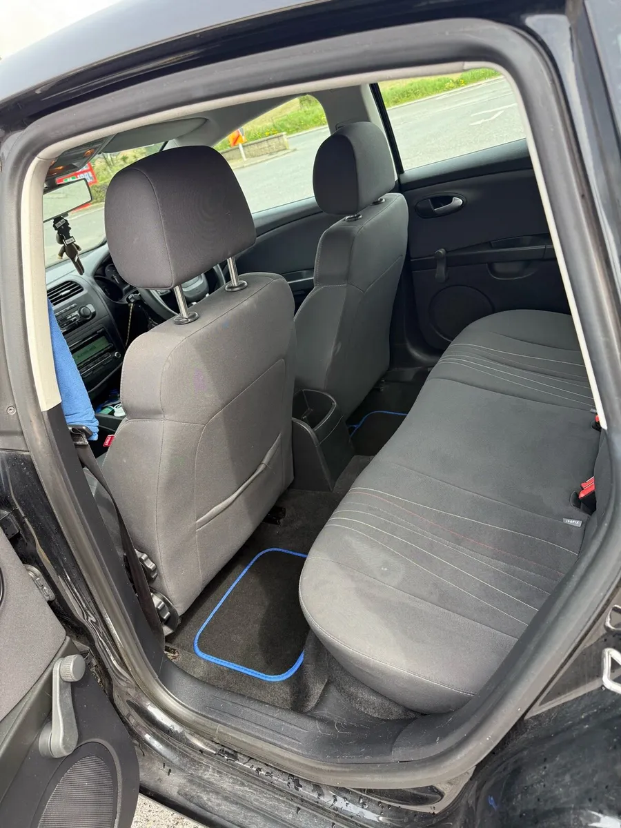 Seat Leon 1.6TDI NCT, TAXED, SERVICED - Image 4