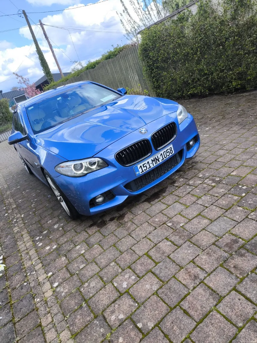 BMW 5-Series 2015 - Image 2