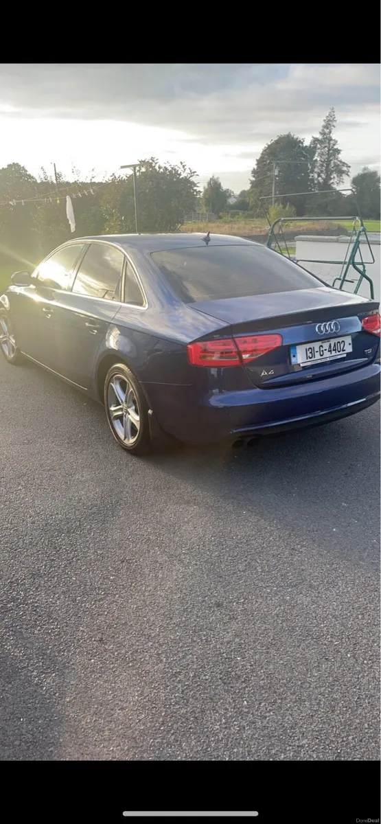 2013 Audi A4 2.0TDI SE Technic - Image 2