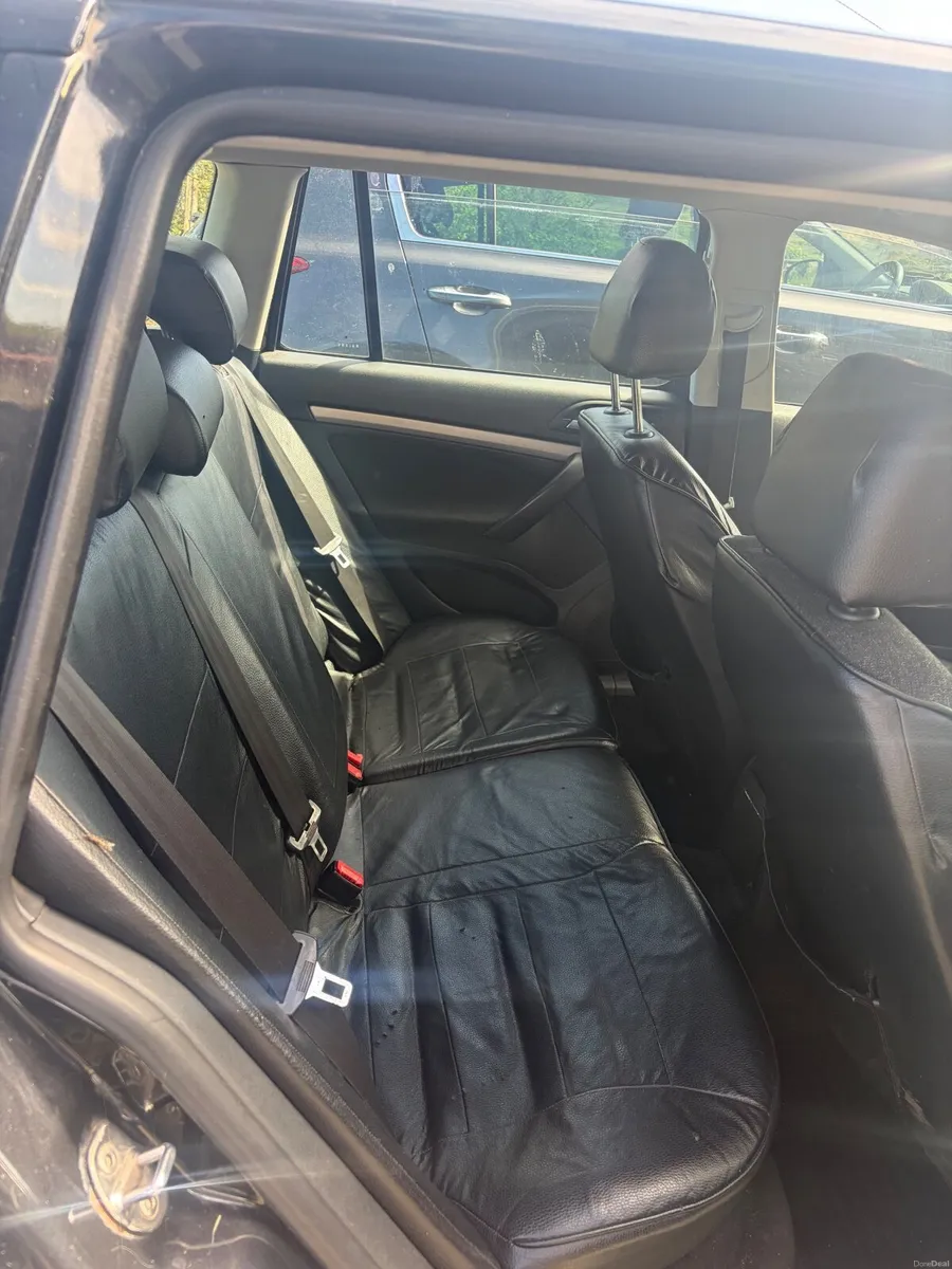 Skoda Octavia 2010 - Image 4