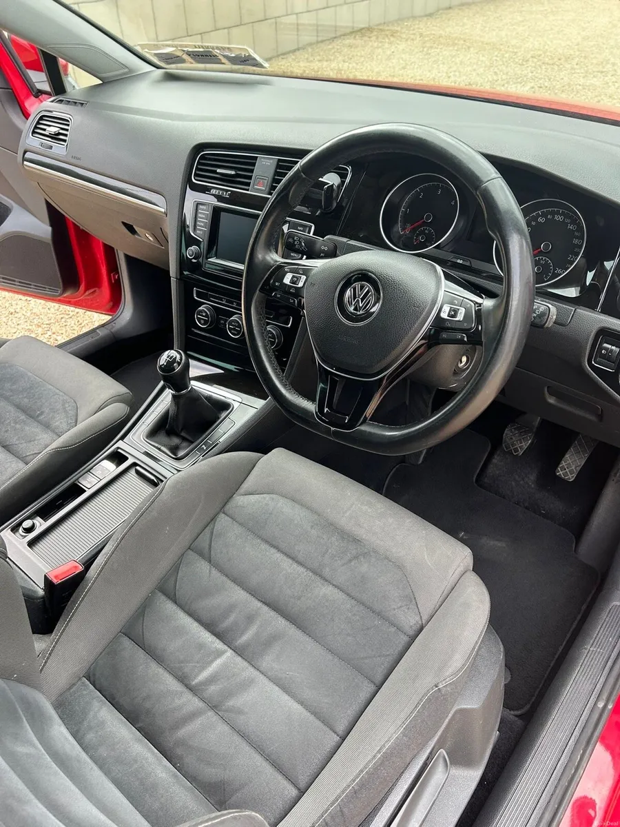 Volkswagen Golf 1.6 TDI 2015 - Image 4