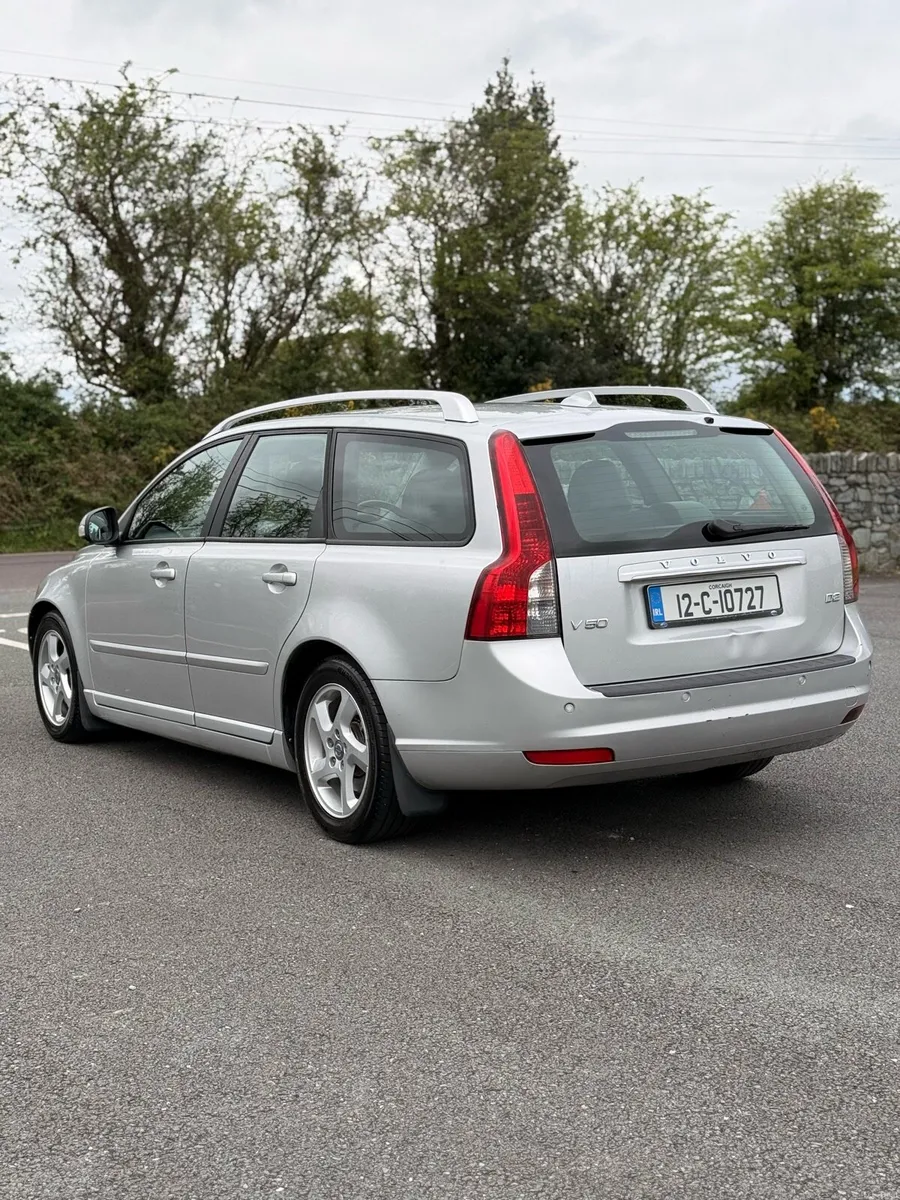 Volvo V50 1 year TAX/NCT - Image 3