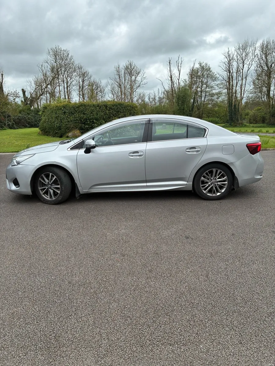 Toyota Avensis 2017 - Image 4