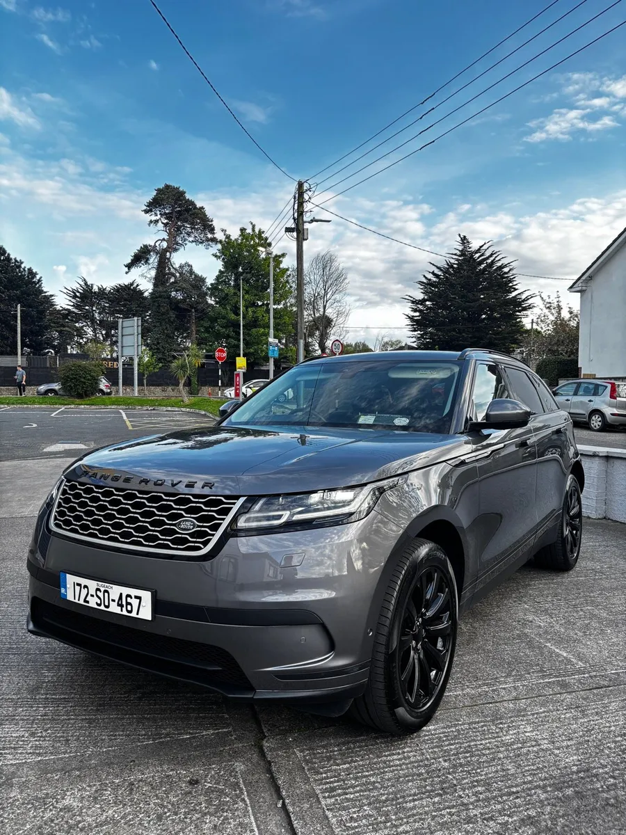 2017(172) LAND ROVER RANGE ROVER VELAR 240 SE D - Image 1