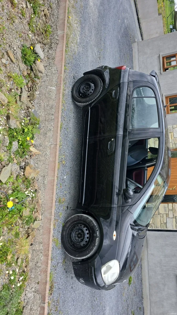 Toyota yaris - Image 1