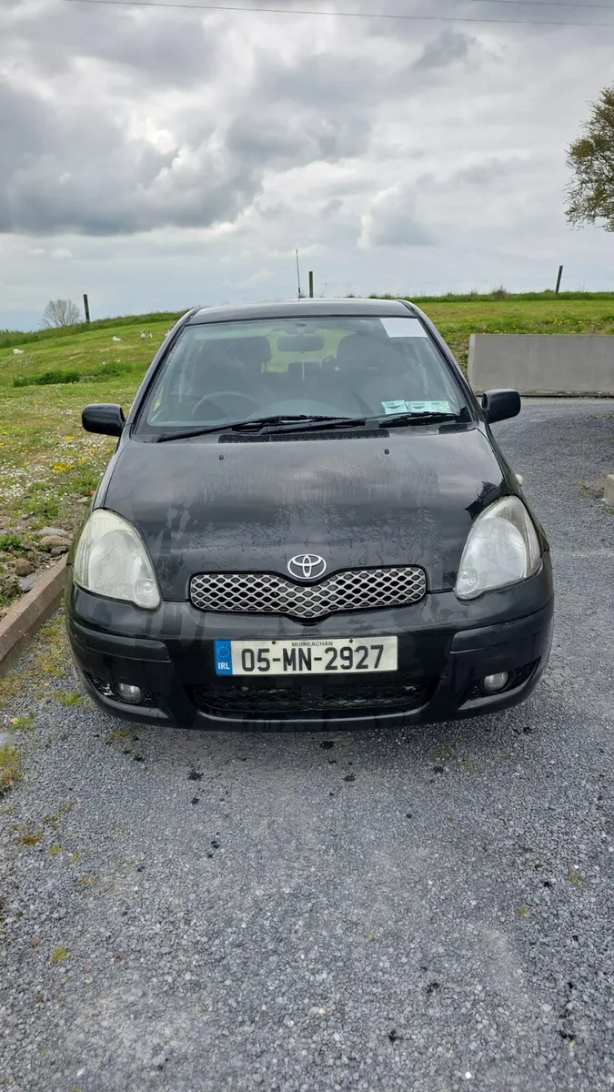 Toyota yaris - Image 3