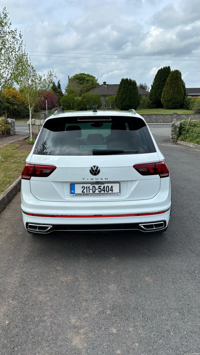 211 Volkswagen Tiguan R-Line - Image 4