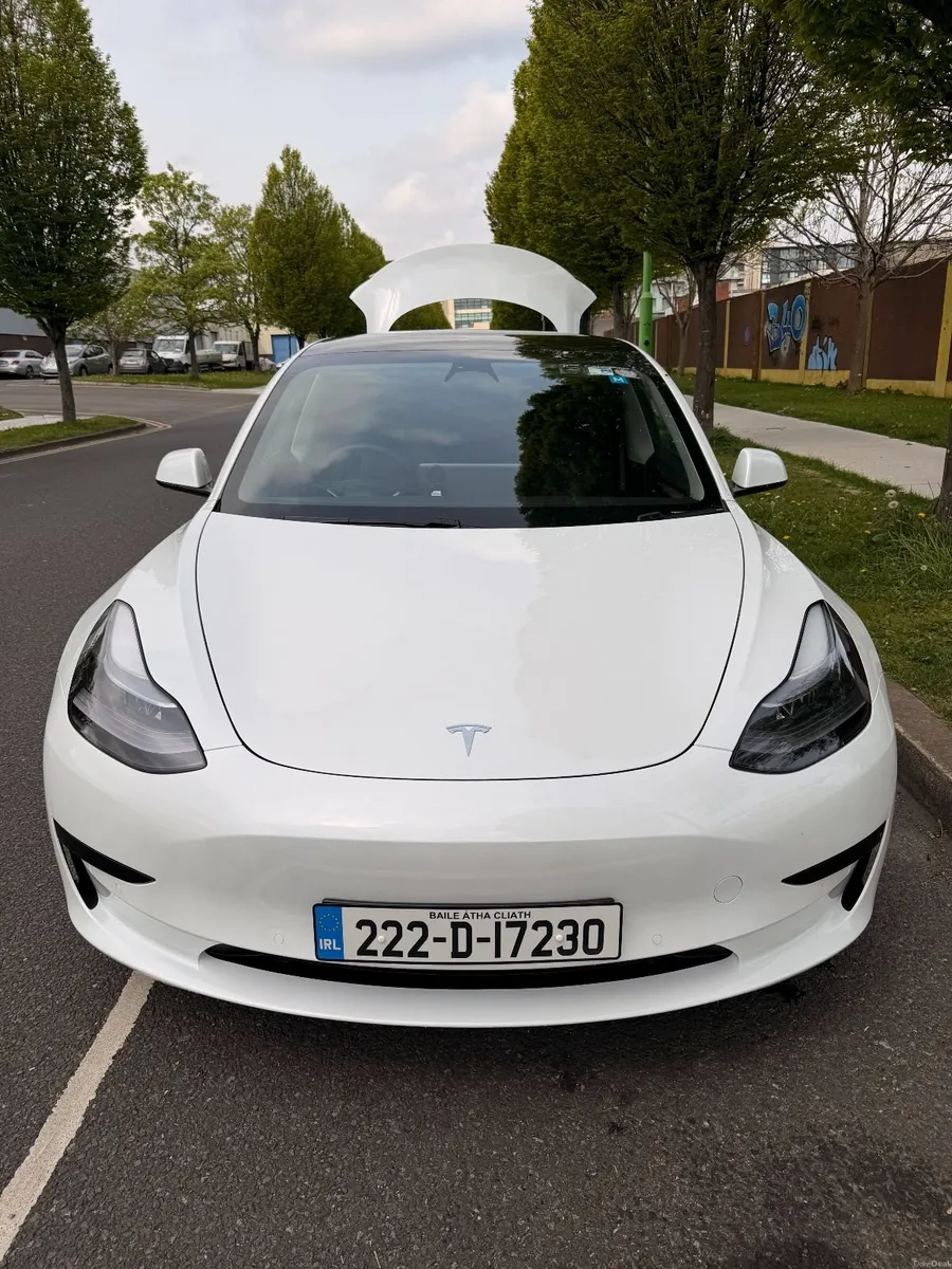 Tesla Model 3 2022 - Image 1