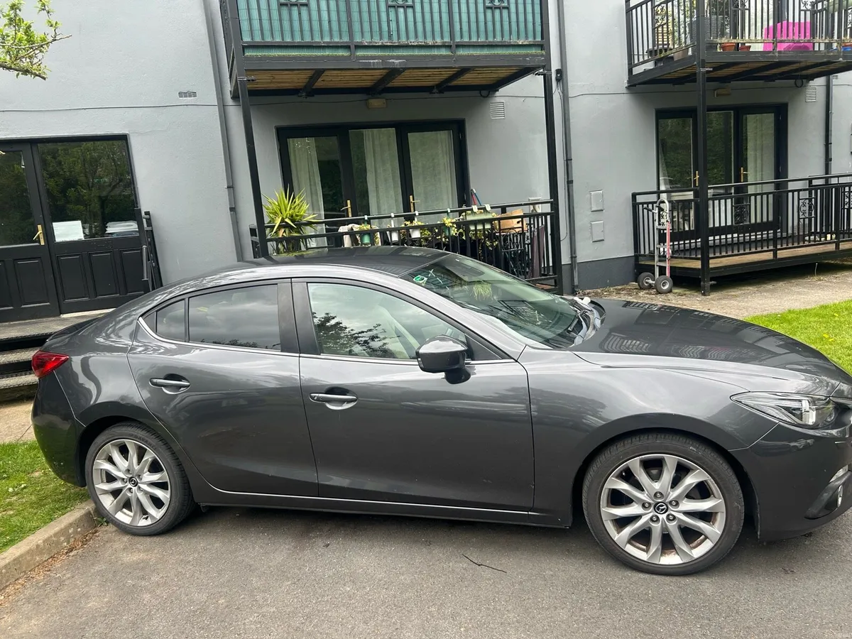 Mazda 3 saloon 2014 top spec & low mileage - Image 2