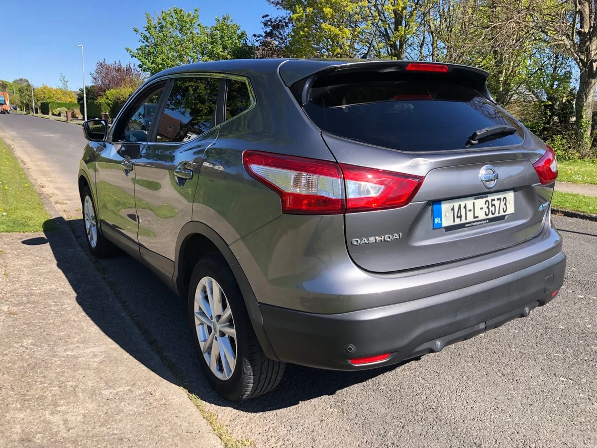 Nissan Qashqai 1.5DCI ACENTA  PREMIUM - Image 4
