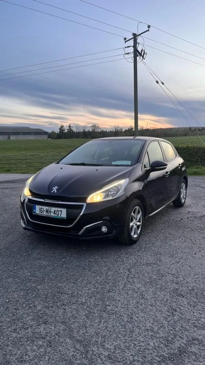 2016 Peugeot 208 - Image 1