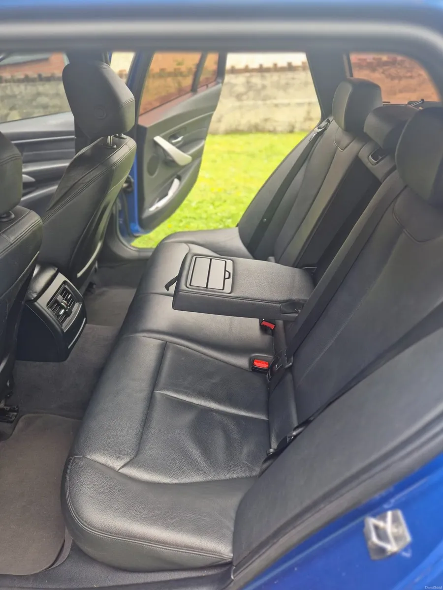 BMW 3-Series 2014 - Image 4