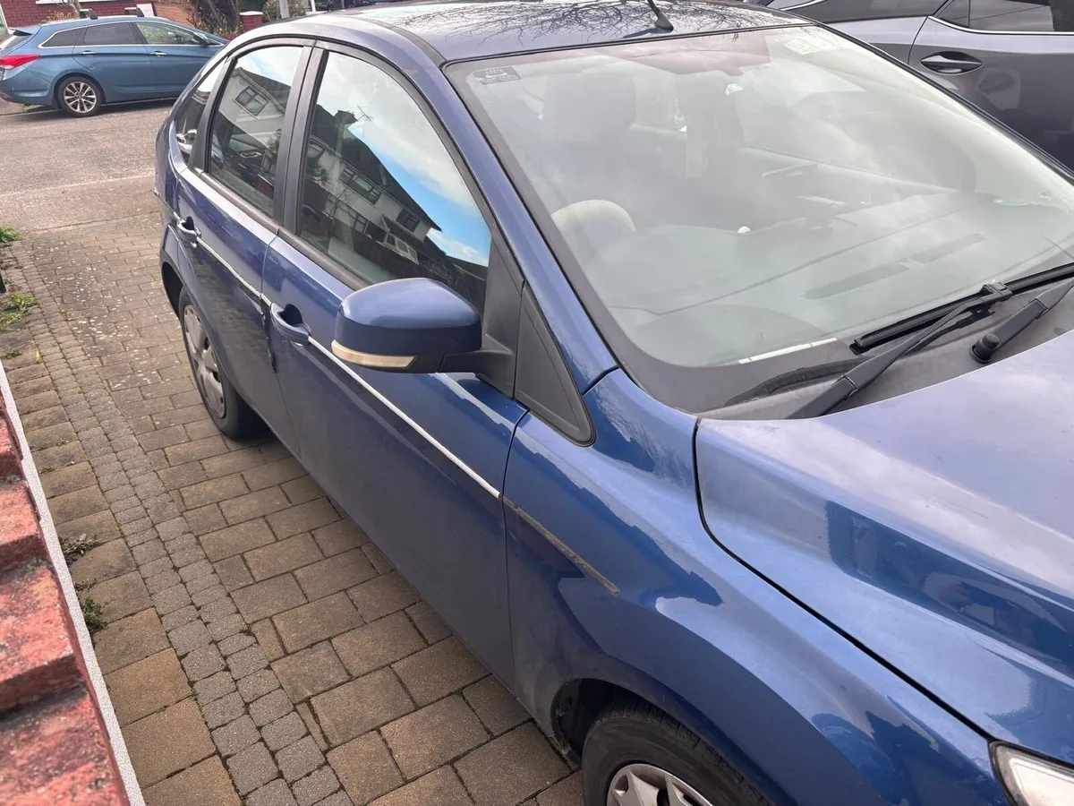 Ford Focus 2009 1.6 Diesel - Image 2