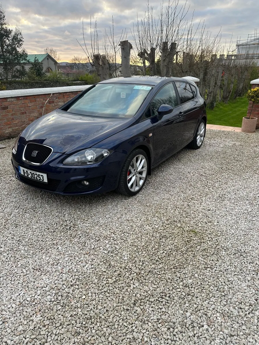 SEAT Leon 2011 - Image 1
