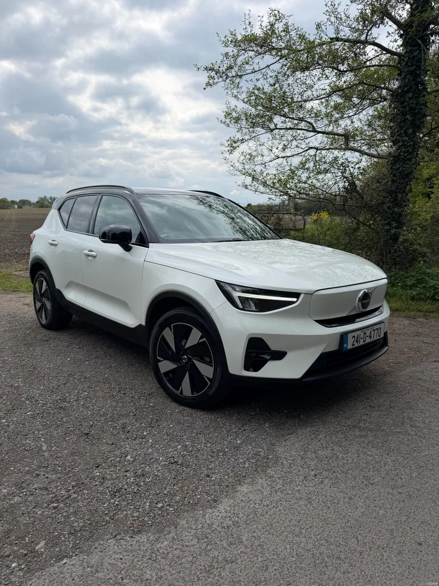 241 Volvo XC40 - Image 1