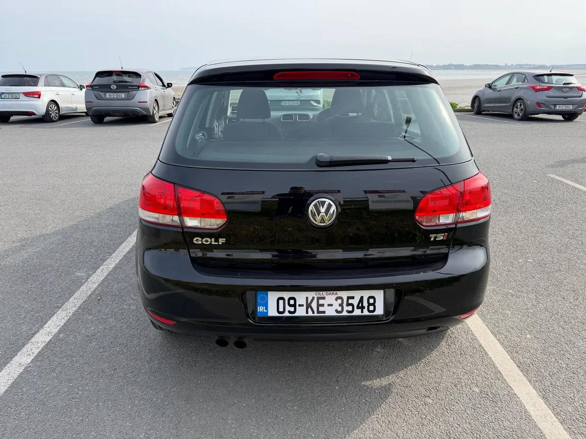 VW Golf 1.4TSI manual - Image 5