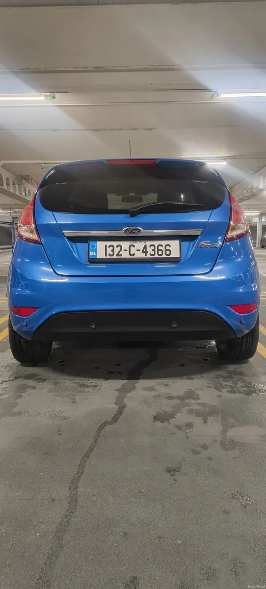 Ford Fiesta 2013 - Image 2