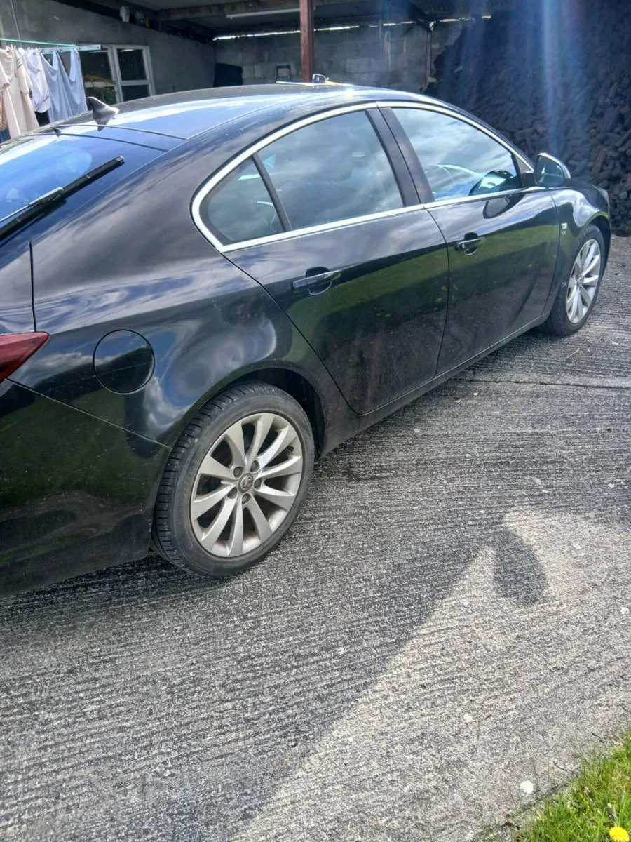 Vauxhall Insignia - Image 1