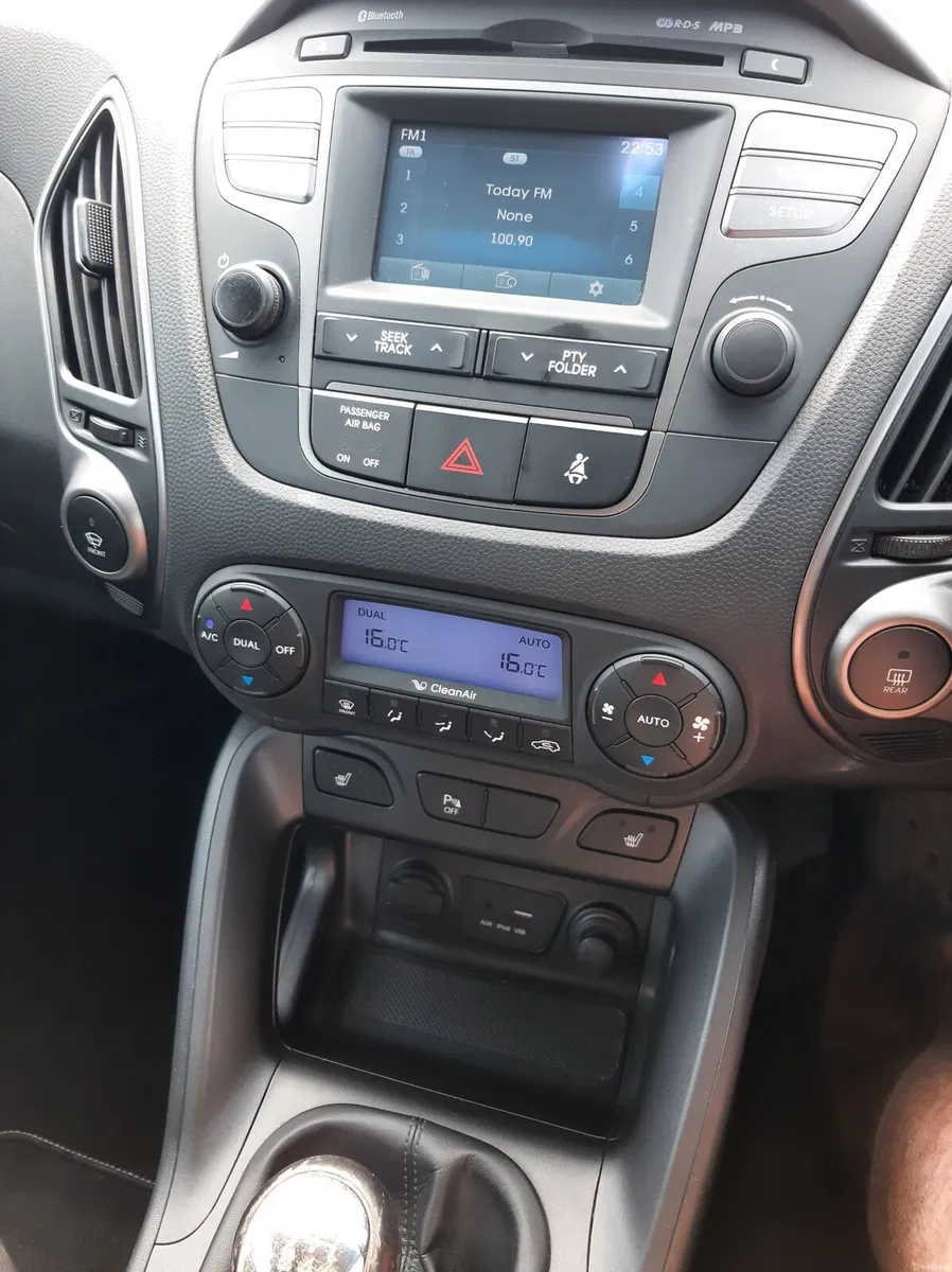 Hyundai ix35 2015 1.7d - Image 4
