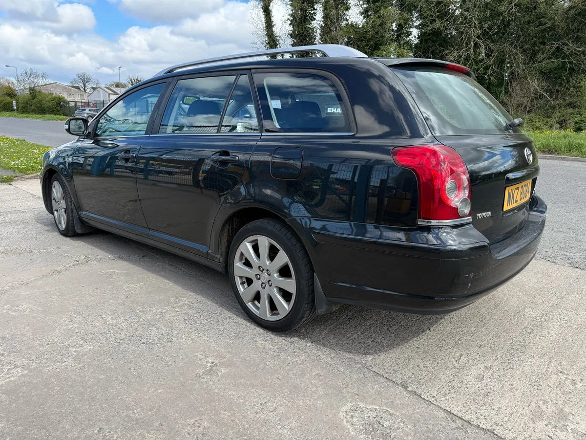 2009 Toyota Avensis Estate Diesel - Image 3