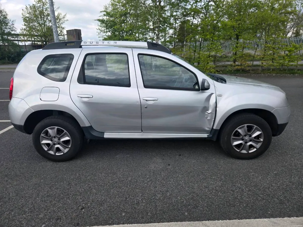 Dacia Duster 1.5 - Image 4