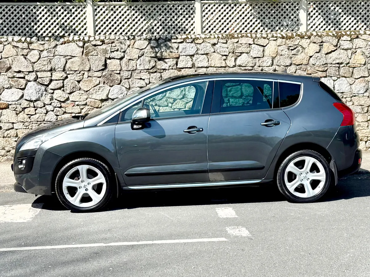 Peugeot 3008 2013!!!PANROOF!!!ONLY 61K !!! - Image 4