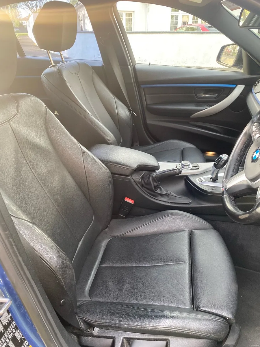 BMW 330e M-Sport - Image 4