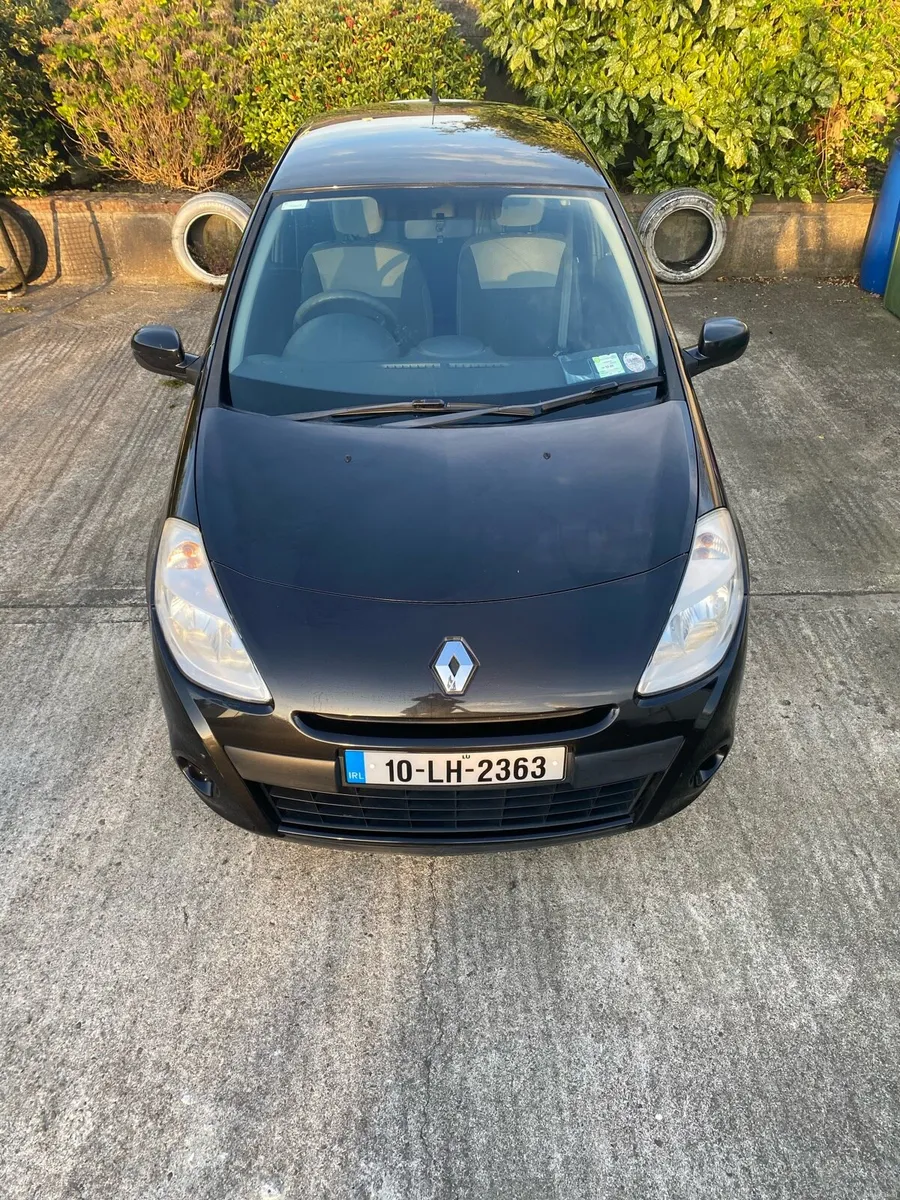 Renault Clio - Image 1