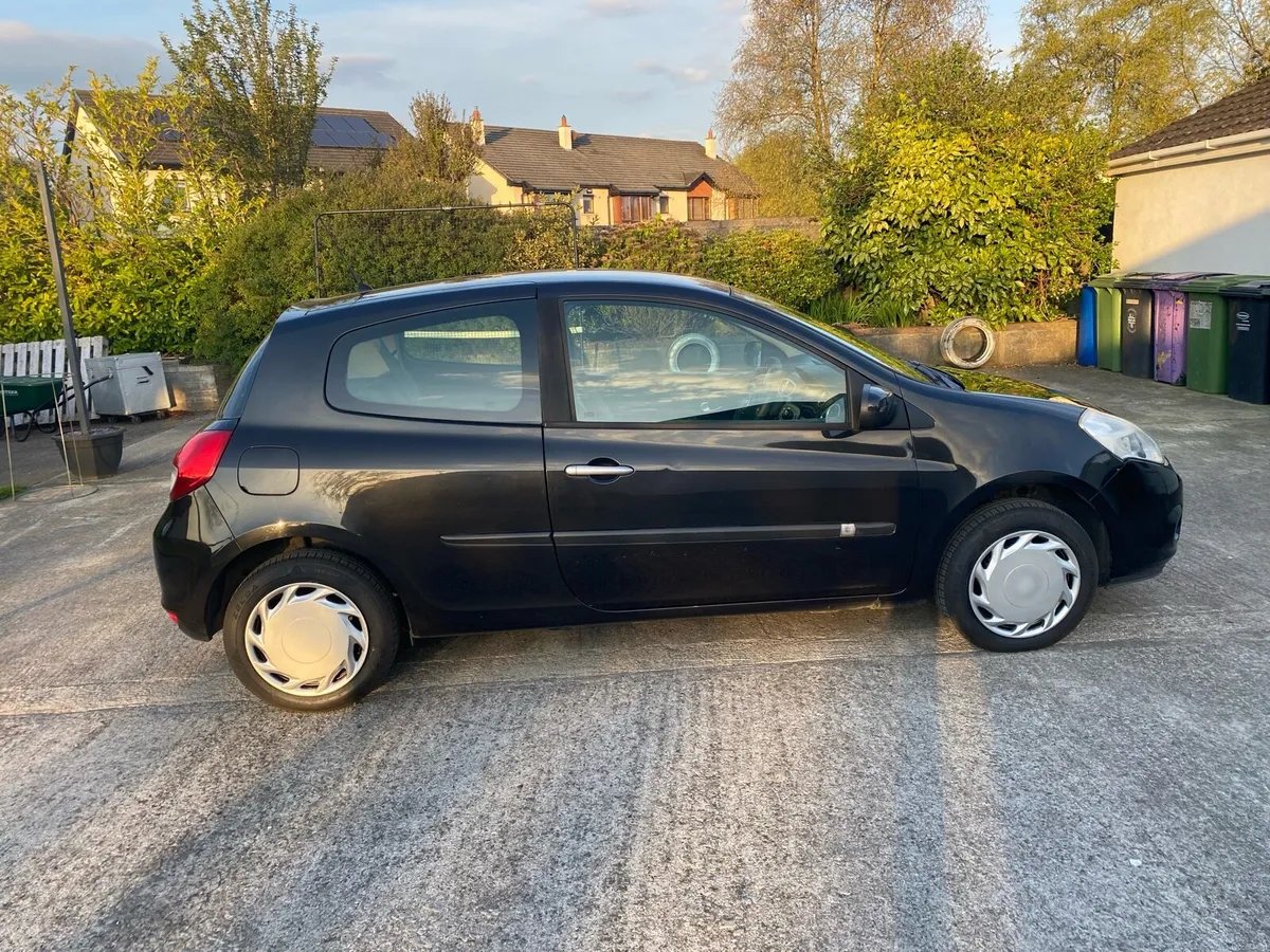 Renault Clio - Image 3