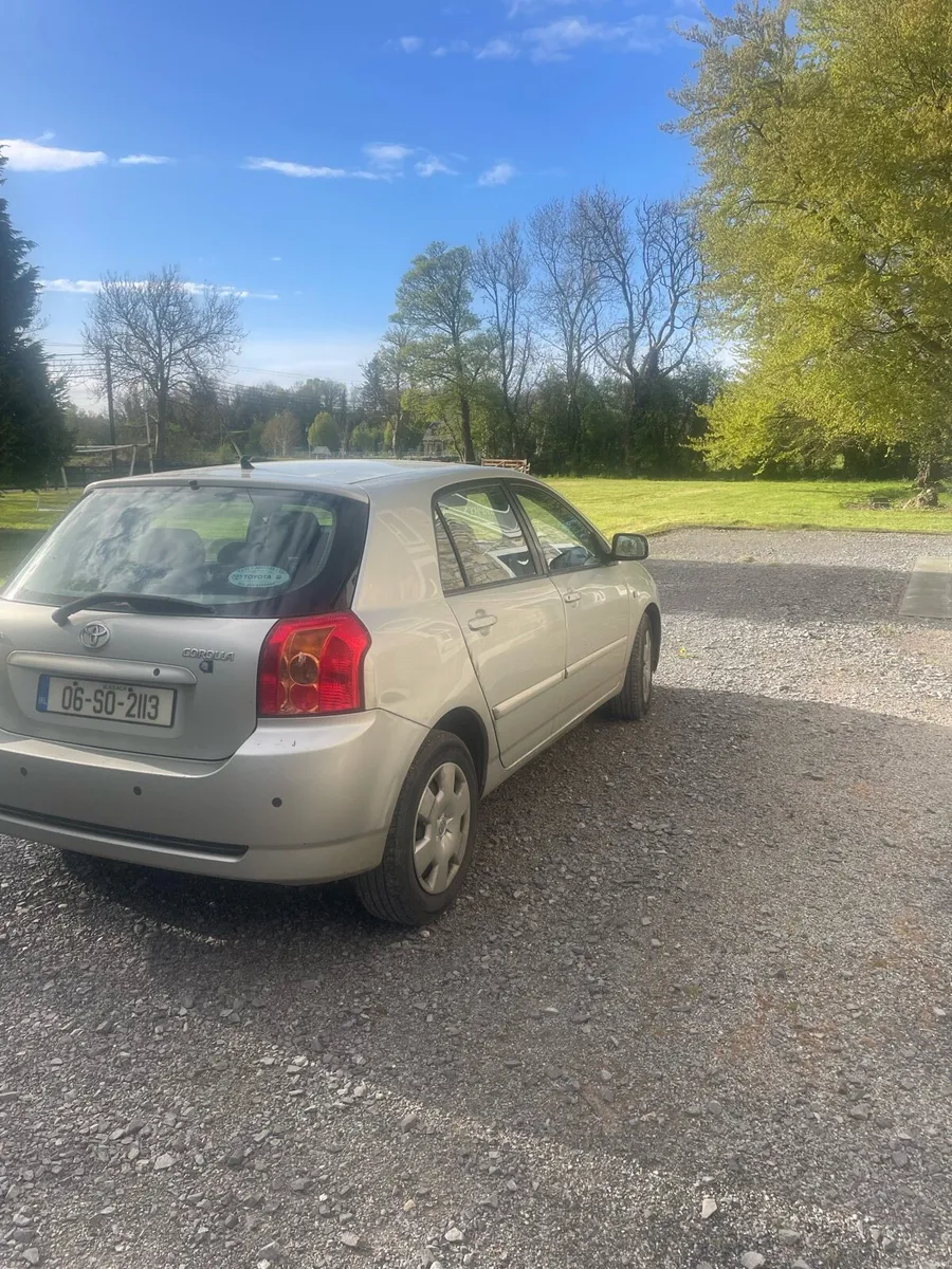 Toyota Corolla - Image 4