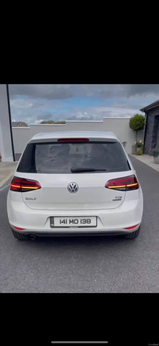 Volkswagen Golf 2014 - Image 2