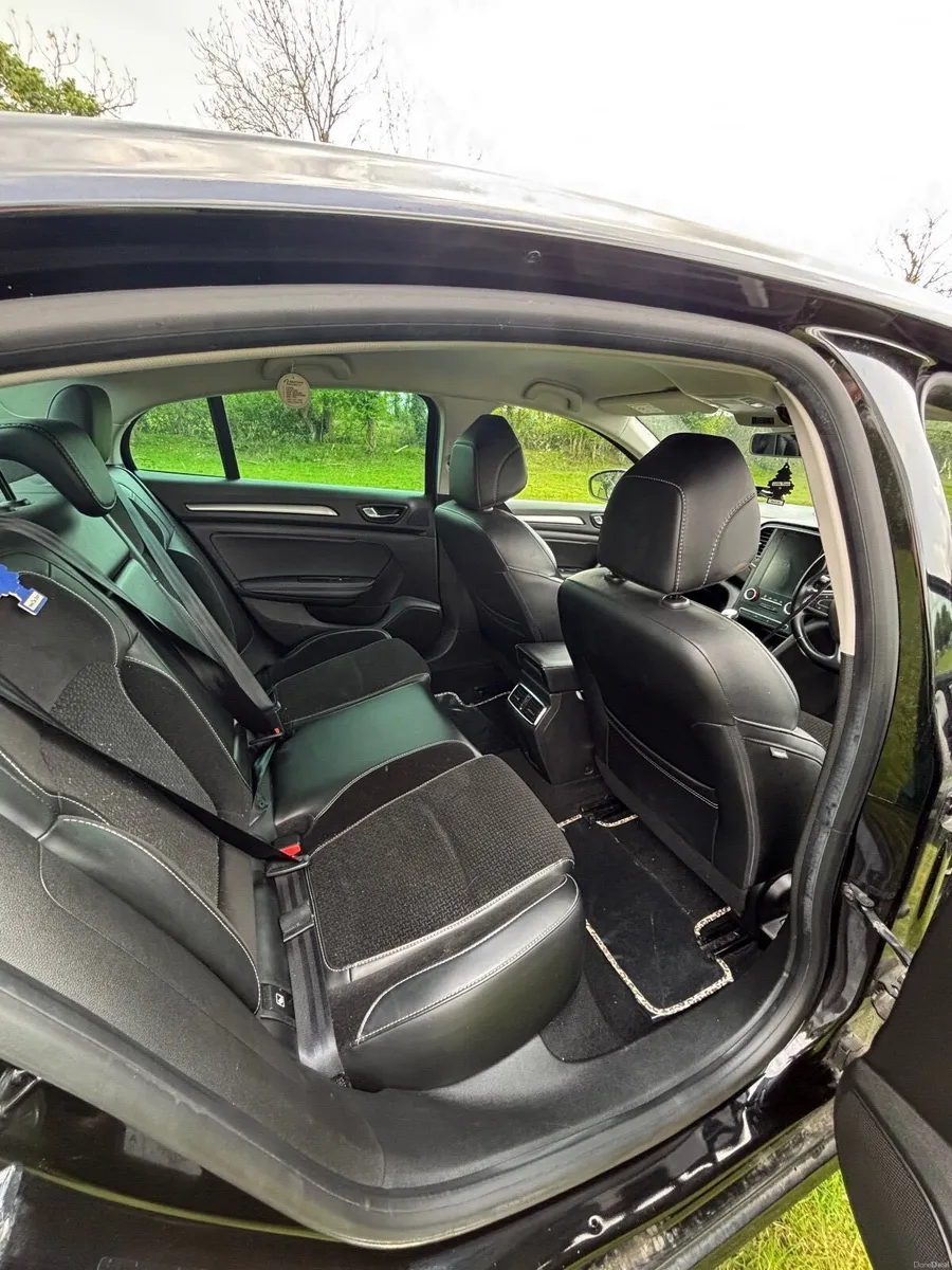 Renault Megane 2018 - Image 3
