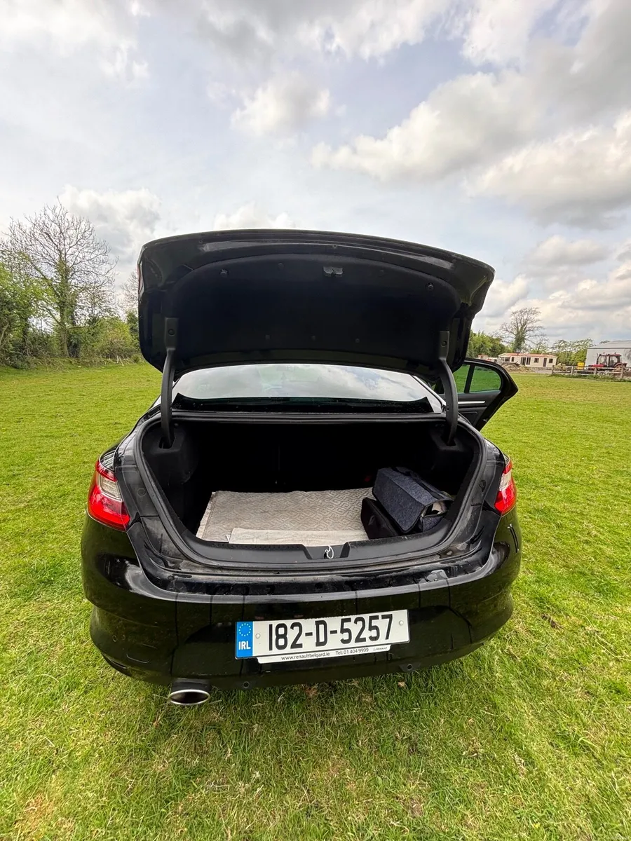 Renault Megane 2018 - Image 4
