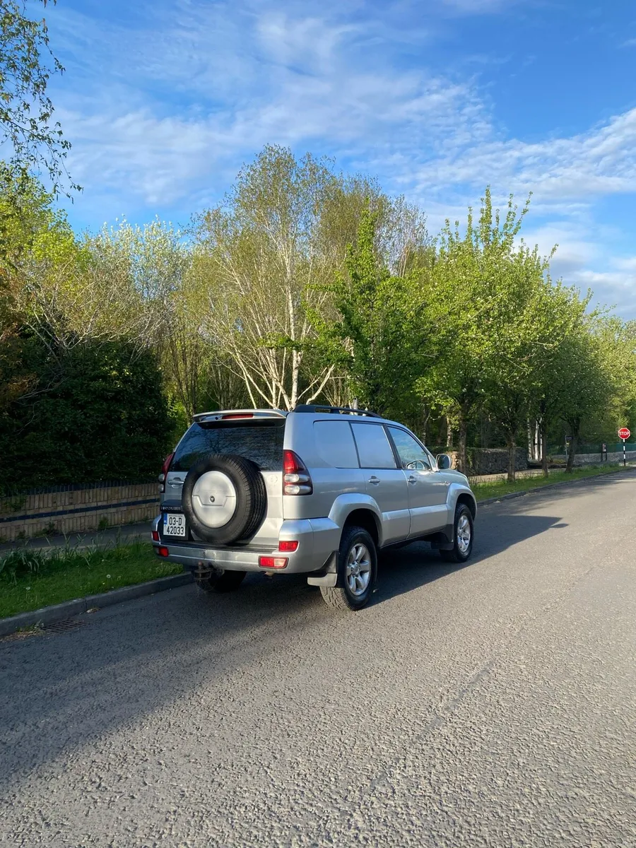 Toyota Land Cruiser - Image 4