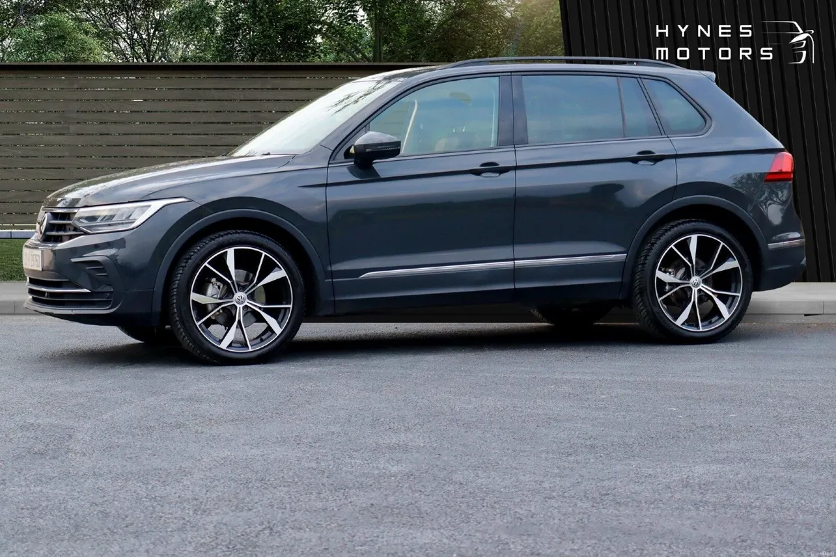 2021 Volkswagen Tiguan 2.0 TDI Life DSG - Image 3