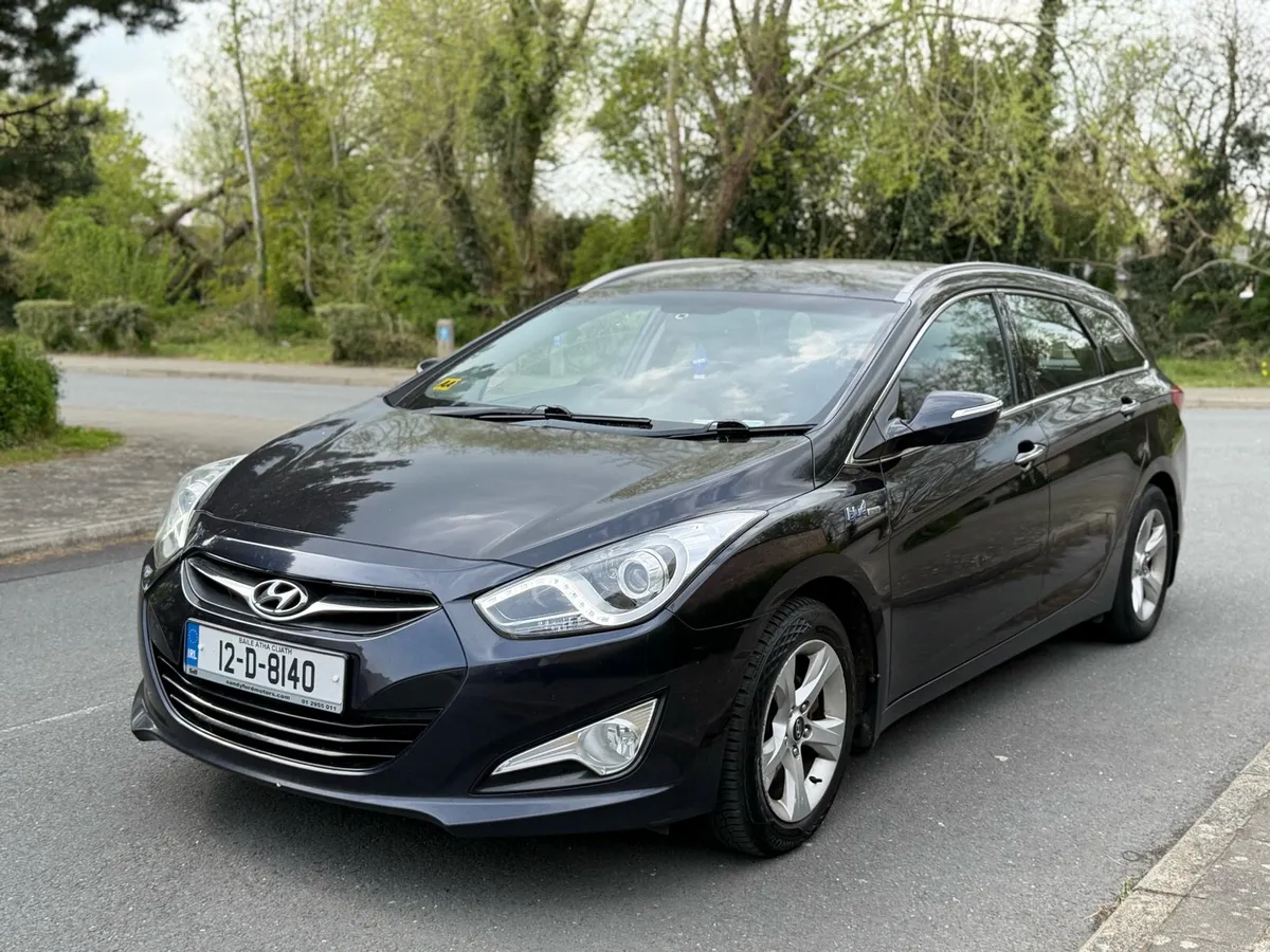 12 hyundai i40 estate 1.7diesel - Image 3