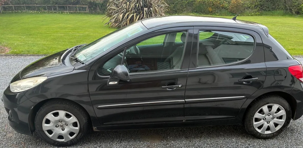 Peugeot 207 2011 - Image 4