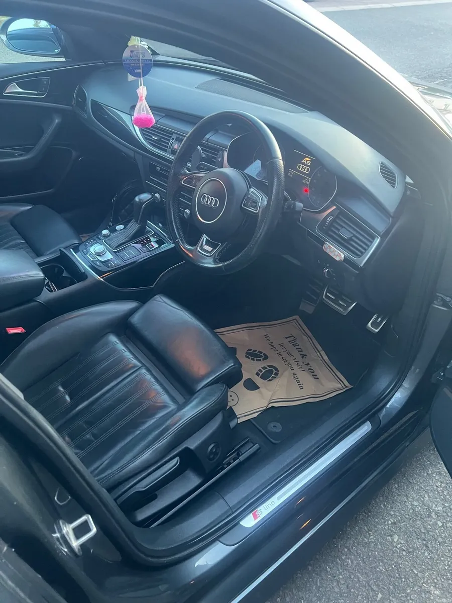Audi A6 2015 - Image 4