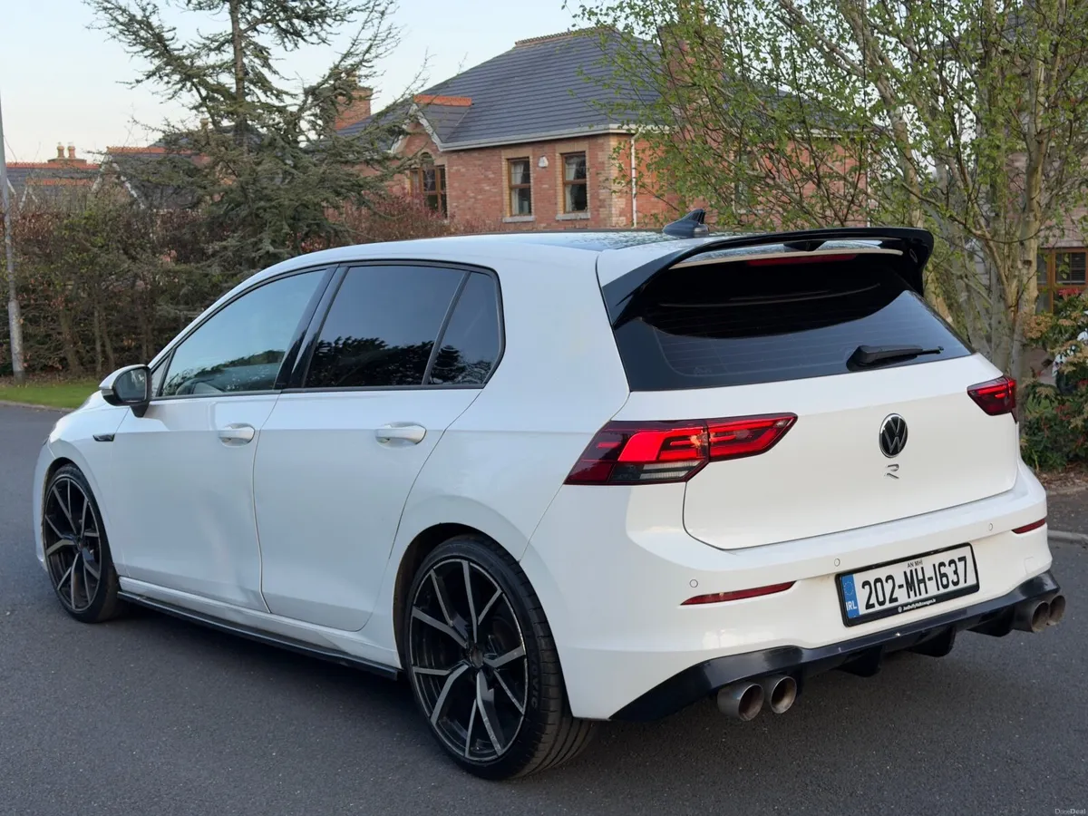 Volkswagen Golf 2020 1.5 TSI R-Line Stylish - NCTD - Image 4