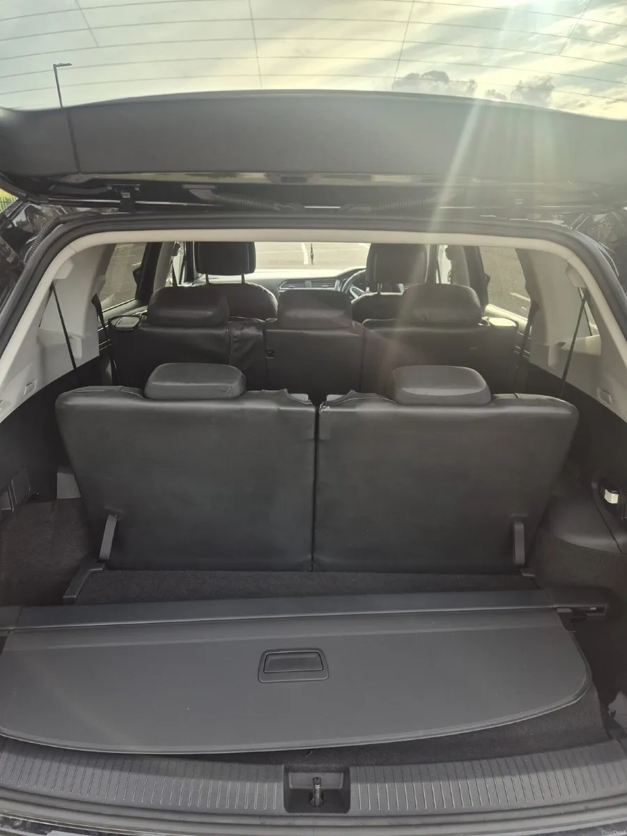 Volkswagen Tiguan 2022 - Image 4