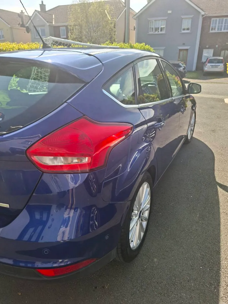 Ford Focus - Image 1