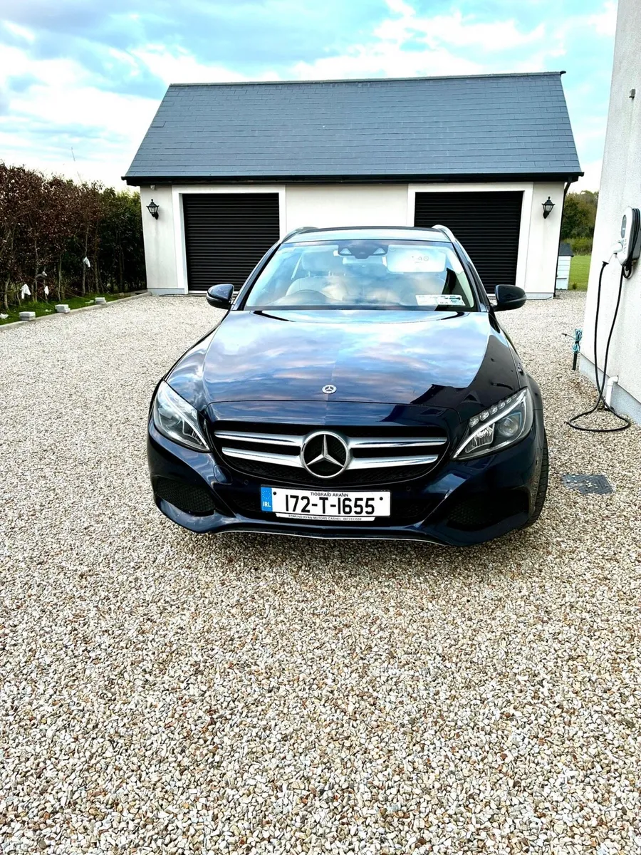 Mercedes C350e - Image 1