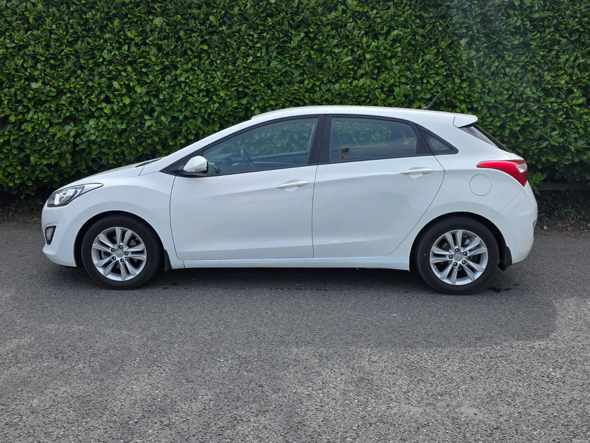 Hyundai i30 2014 Deluxe 1.6 CRDI New NCT - Image 3