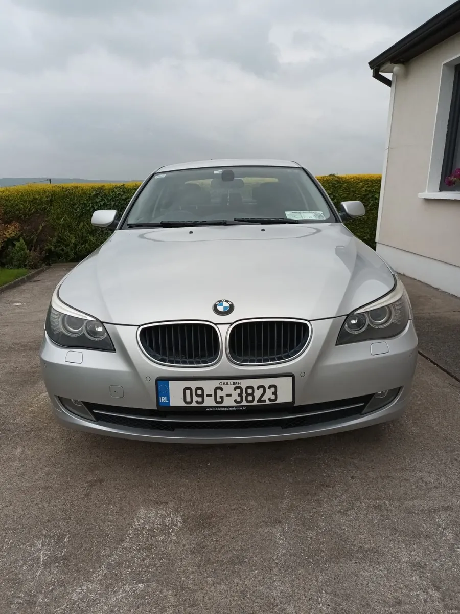BMW 5-Series 2009 - Automatic - Image 4