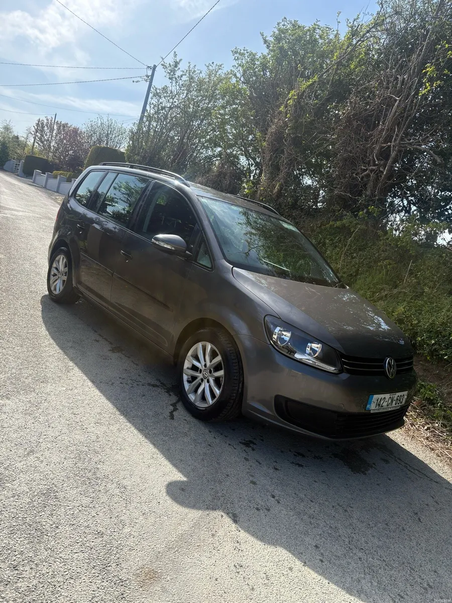 2014 Volkswagen Touran - Image 1