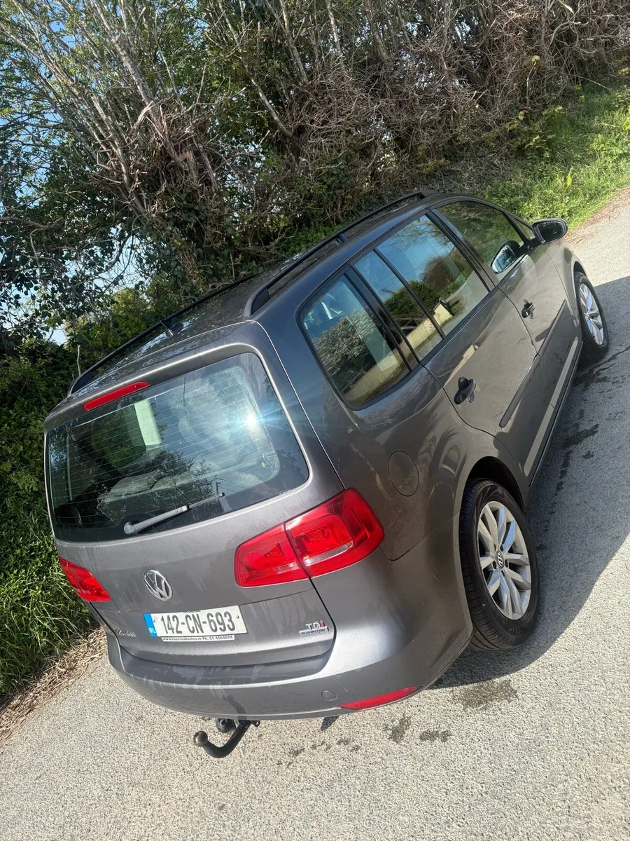 2014 Volkswagen Touran - Image 3