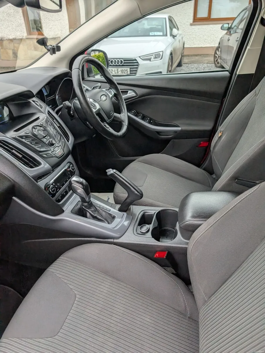 Ford Focus 2013 - Image 2